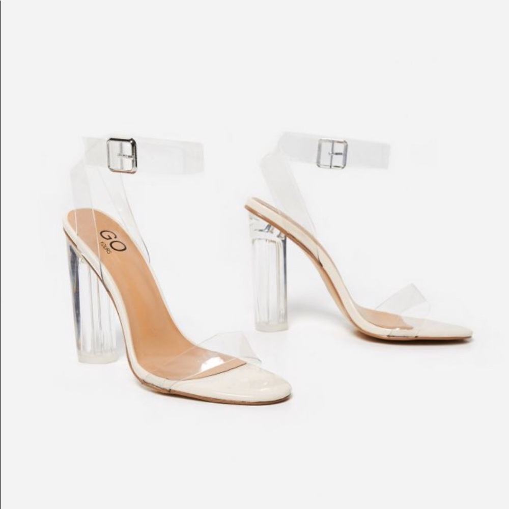 Ariana Strappy Sandal In Clear Perspex